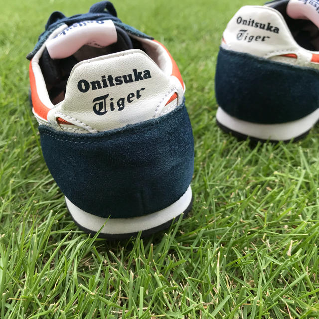 Onitsuka Tiger(オニツカタイガー)の美品23 Onitsuka Tiger オニツカタイガー セラーノ W150 レディースの靴/シューズ(スニーカー)の商品写真