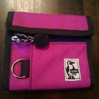 チャムス(CHUMS)のCHUMS お財布 二つ折り濃いめの落ち着いたピンク(財布)