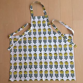 マリメッコ(marimekko)の新品 marimekko VIHKIRUUSU ヴィヒキルース エプロン (収納/キッチン雑貨)