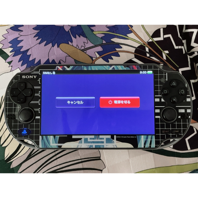 PlayStation Vita(プレイステーションヴィータ)のクリスンさま専用¶(⁄•˅̮•∖)⁋ エンタメ/ホビーのゲームソフト/ゲーム機本体(携帯用ゲーム機本体)の商品写真