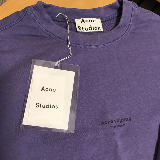 Acne Studios パープルトレーナー