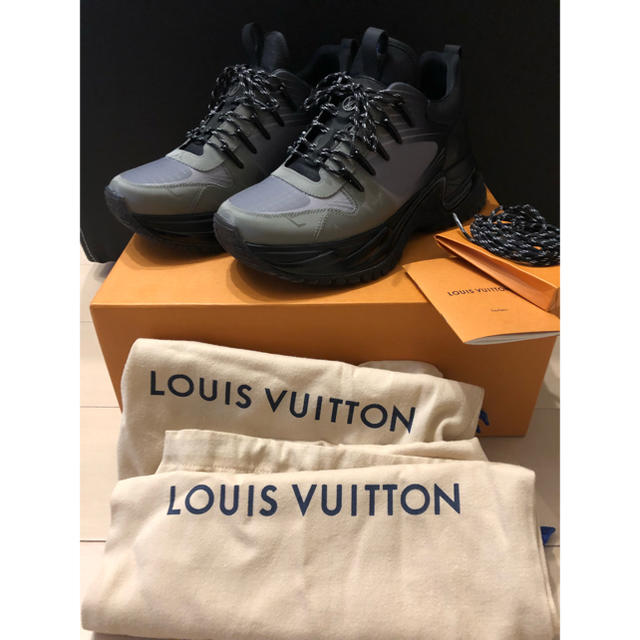 LOUIS VUITTON - マークン様専用 louis vuitton ランナウェイ パルス ラインの通販 by ranmaru's