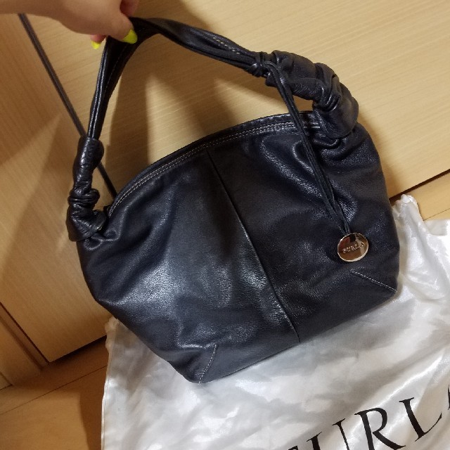 値下げ！美品 FURLA レザー ハンドバッグ ショルダーバッグ