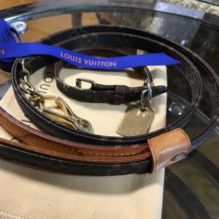 ルイヴィトン(LOUIS VUITTON)のルイヴィトン小型犬用リードと首輪(リード/首輪)