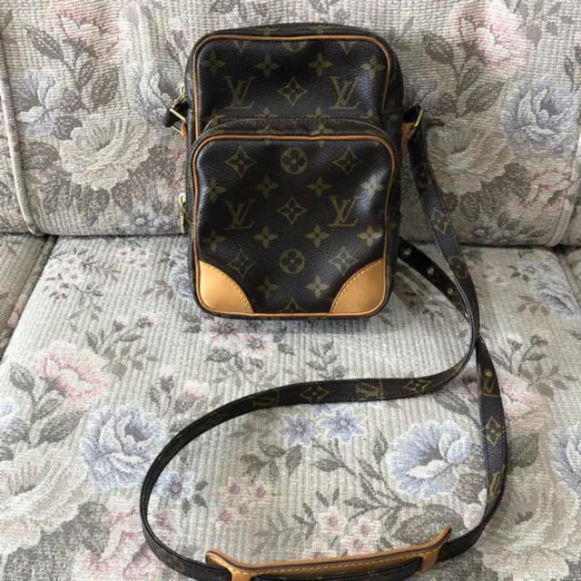 取り置き中 LOUIS VUITTON ルイヴィトン ショルダーバッグ アマゾン