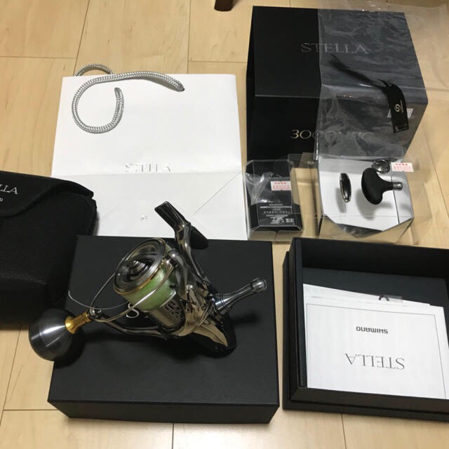 6120円 【etsinta】リバーシブルMA1リメイクポンチョ 6120円 【etsinta】リバーシブルMA1リメイクポンチョ