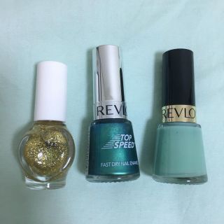 レブロン(REVLON)のマニュキア 3点セット(マニキュア)