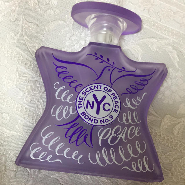 Bond No. 9(ボンドナンバーナイン)のBond No.9 セント・オブ・ピース 100ml コスメ/美容の香水(香水(女性用))の商品写真