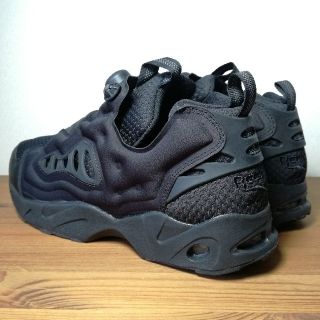 リーボック(Reebok)の新品 限定価格 Reebok Pump Fury Road All Black(スニーカー)