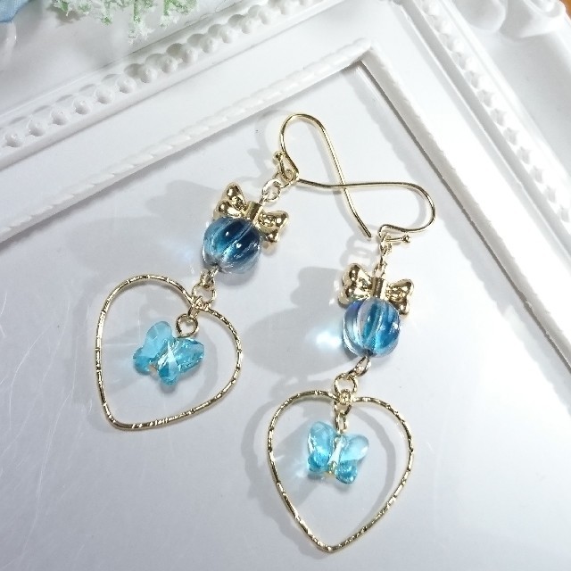 ブルースワロちょうちょのハートフープピアス(イヤリング・樹脂などに ... ハンドメイドピアス イヤリング マリリンモンロー ZARA Ungrid KBF