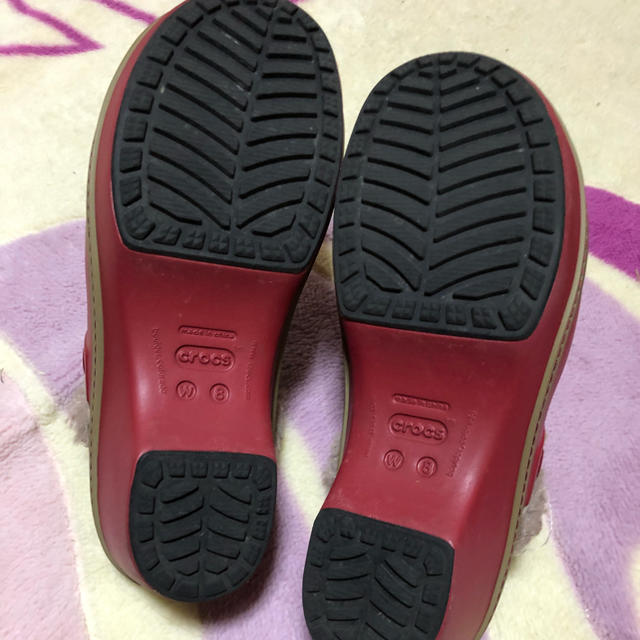 crocs(クロックス)のクロックス ボアサボ レッド 24センチ美品(*´꒳`*) レディースの靴/シューズ(サンダル)の商品写真