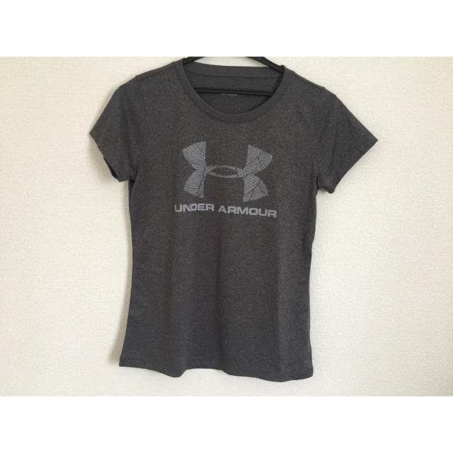 UNDER ARMOUR(アンダーアーマー)の新品 アンダーアーマー Tシャツ❁ レディースのトップス(Tシャツ(半袖/袖なし))の商品写真