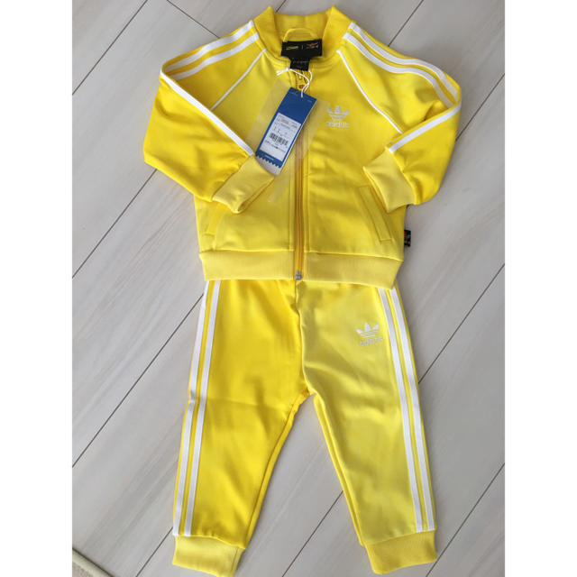 adidas(アディダス)のアディダス 80 オリジナルス  上下セット 新品 キッズ/ベビー/マタニティのキッズ服男の子用(90cm~)(その他)の商品写真