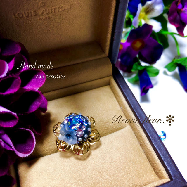 ◆再販5◆swarovski flower ring 《Gold ring》 ハンドメイドのアクセサリー(リング)の商品写真
