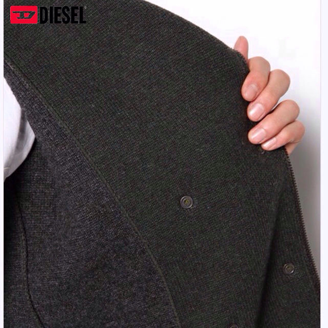 DIESEL(ディーゼル)のDIESEL（ディーゼル）メンズ  ハイゲージ ウール ニット ライダース  メンズのジャケット/アウター(ライダースジャケット)の商品写真