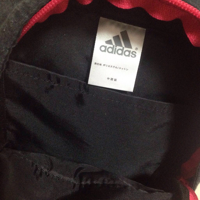 adidas(アディダス)のadidas メッセンジャーバッグ レディースのバッグ(メッセンジャーバッグ)の商品写真
