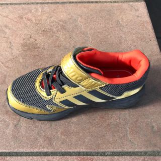 アディダス(adidas)のアディダス 子供 17cm 右足のみ(スニーカー)