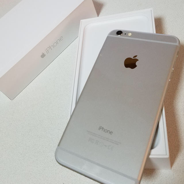 低価豊富な Apple iphone plus .*・ﾟ Docomo 128 GB 超美品❥の通販 by asu｜アップルならラクマ 