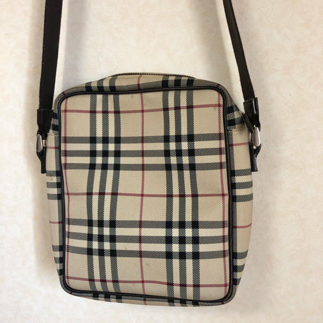 BURBERRY(バーバリー)のNa様 専用 レディースのバッグ(ショルダーバッグ)の商品写真