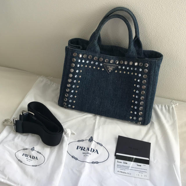 PRADA ビジューカナパ