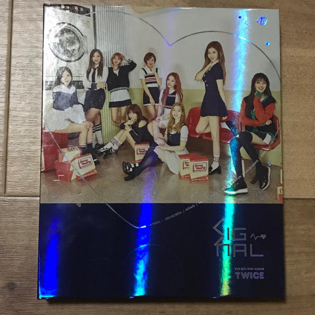 ※クロミ様 専用※  TWICE♥SIGNAL[CD] エンタメ/ホビーのCD(K-POP/アジア)の商品写真
