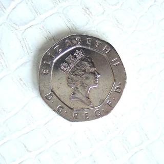 イギリスコイン＊エリザベス2世 20ペンスの通販 by GRACE MART SHOP 
