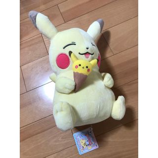 ポケモン(ポケモン)のピカチュウ  ぬいぐるみ(ぬいぐるみ)