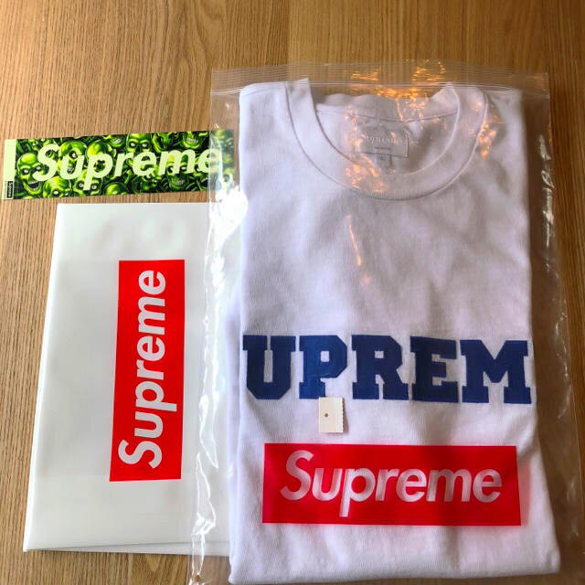 Lサイズ 新品半タグ付き supreme Tシャツ 白