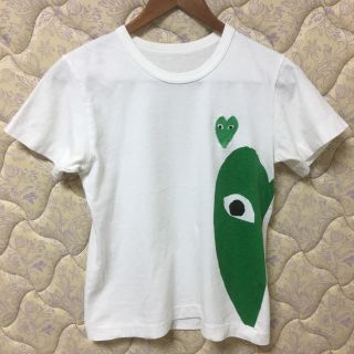 コムデギャルソン(COMME des GARCONS)のコムデギャルソン PLAY レディースM 緑(Tシャツ(半袖/袖なし))