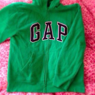 ギャップ(GAP)のGAPの緑パーカー(パーカー)