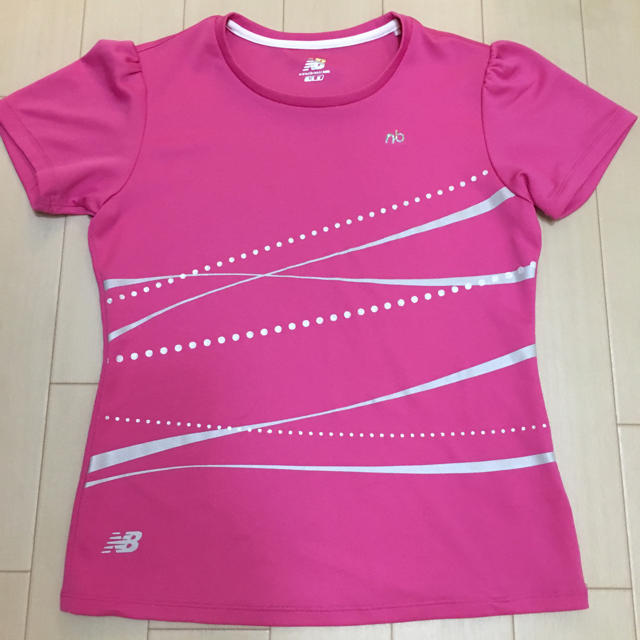 New Balance(ニューバランス)のニューバランス  スポーツTシャツ レディースのトップス(Tシャツ(半袖/袖なし))の商品写真