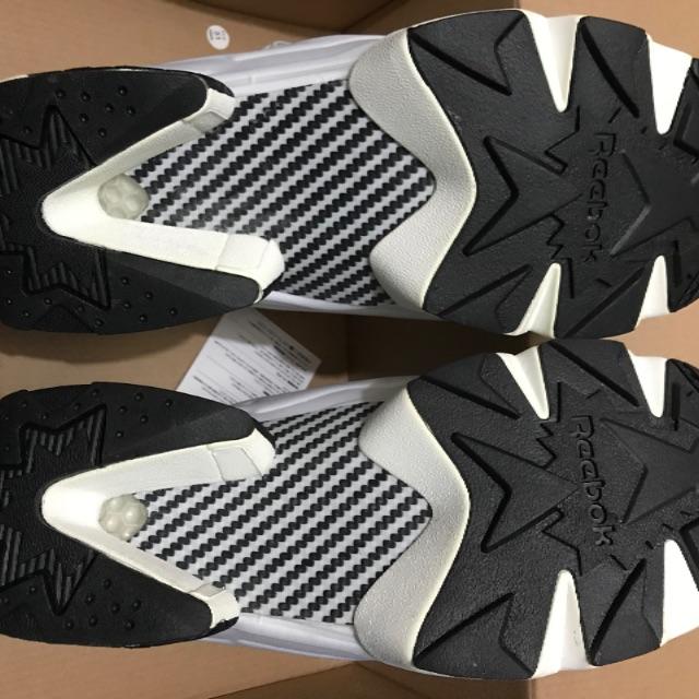 Reebok(リーボック)の【新品】Reebok PUMPFURY OG ACHM AR0445 25.0㎝ メンズの靴/シューズ(スニーカー)の商品写真
