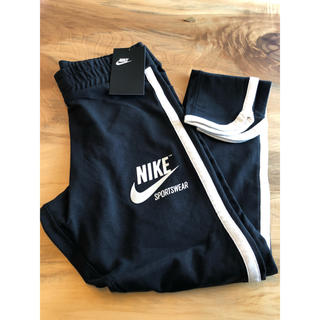 ナイキ(NIKE)の【Mサイズ 】新品タグ付き Nike ナイキ アーカイブレギンス ブラック(レギンス/スパッツ)
