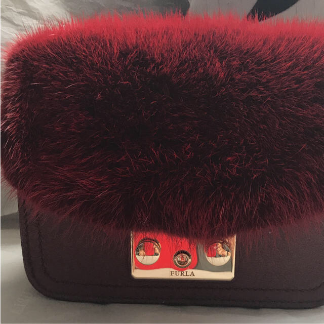 Furla(フルラ)のフルラ    激レア 国内四点  新品  限定品 最高級ミンク  メトロポリス レディースのバッグ(ショルダーバッグ)の商品写真