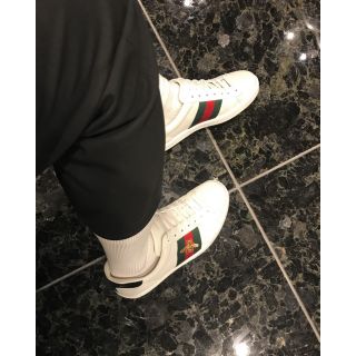 グッチ(Gucci)のGUCCI ビーエンブロイダリー エーススニーカー(スニーカー)