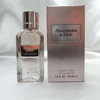 アバクロンビーアンドフィッチ(Abercrombie&Fitch)のｍ♡様専用アバクロンビー＆フィッチ  フォーハー EDP 30m(香水(女性用))