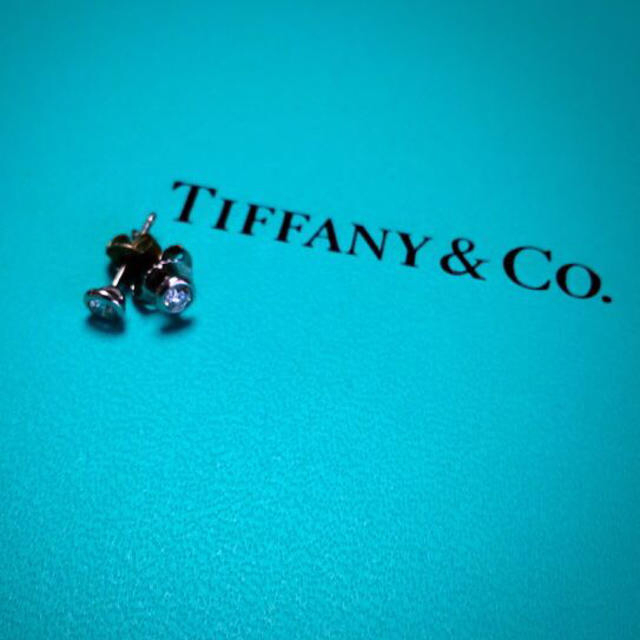 Tiffany & Co. - ティファニー1粒ダイヤピアスの通販 by youu Tiffany & Co. - ティファニー1粒ダイヤピアスの通販 by youu