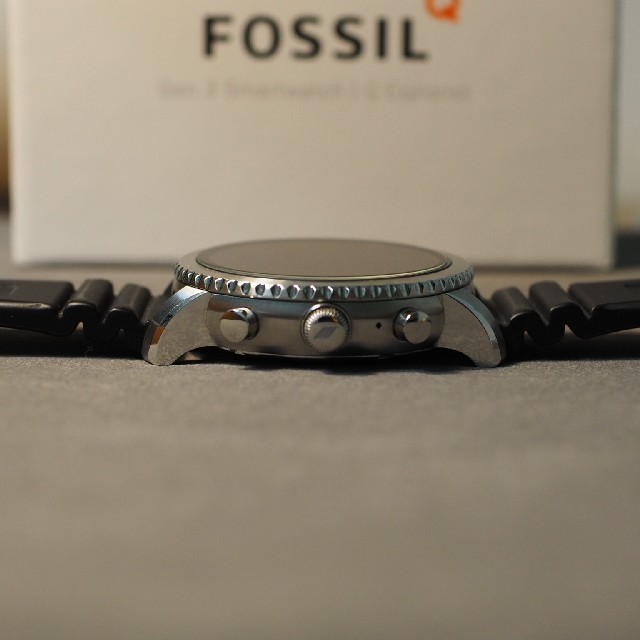 FOSSIL(フォッシル)の【あきくろちゃん様専用】Fossil Q EXPLORIST メンズの時計(腕時計(デジタル))の商品写真