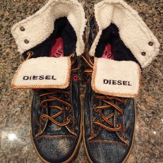 ディーゼル(DIESEL)の再値下げ★DIESEL レディースシューズ(スニーカー)