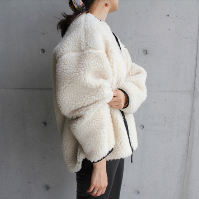HYKE - 【新品】HYKE ボアジャケット ショートタイプの通販 by m HYKE - 【新品】HYKE ボアジャケット ショートタイプの通販 by m