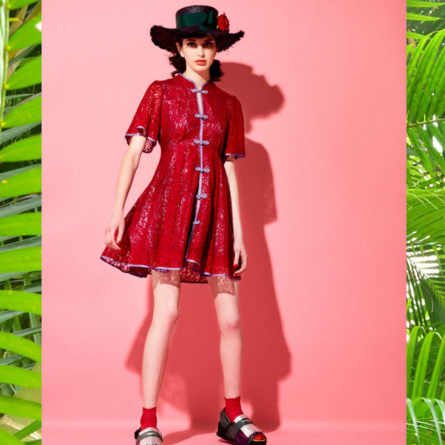 PAMEO POSE(パメオポーズ)のPAMEO POSE  Macau Lace Mini Dress レディースのワンピース(ミニワンピース)の商品写真