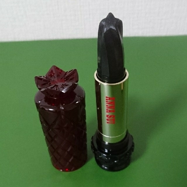 ANNA SUI(アナスイ)のANNA SUI★口紅【ブラック❥︎:❥︎🔫レア】 コスメ/美容のベースメイク/化粧品(口紅)の商品写真