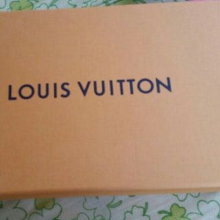 ルイヴィトン(LOUIS VUITTON)の新品(マフラー/ショール)