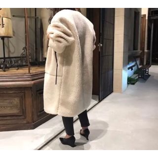 日/祝も発送 HYKE 2018FW 即完売 幻の ボアコート - 毛皮/ファーコート
