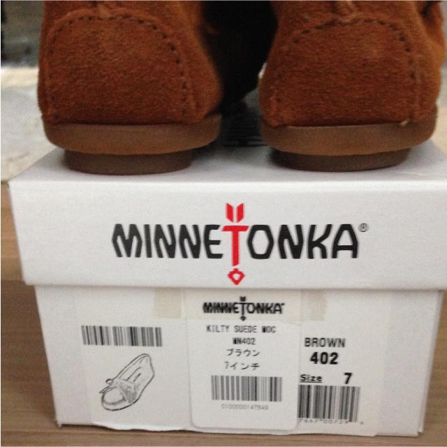 Minnetonka(ミネトンカ)のミネトンカ モカシン ブラウン 新品未使用 レディースの靴/シューズ(スリッポン/モカシン)の商品写真