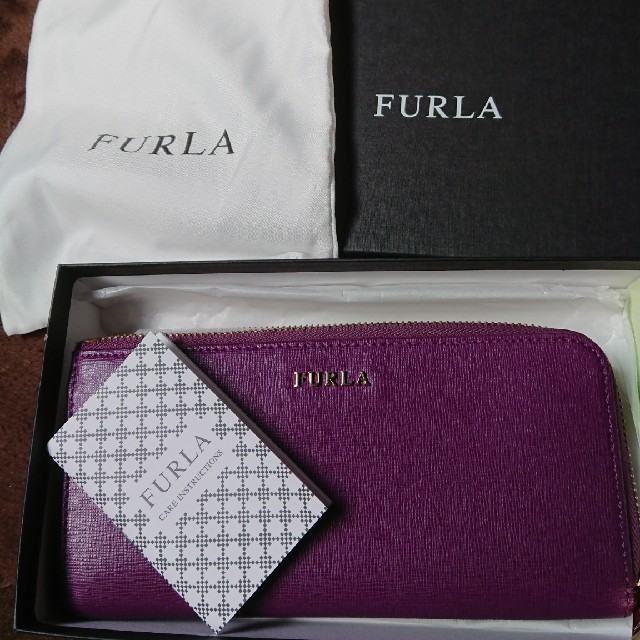 FURLA ☆L字ファスナー