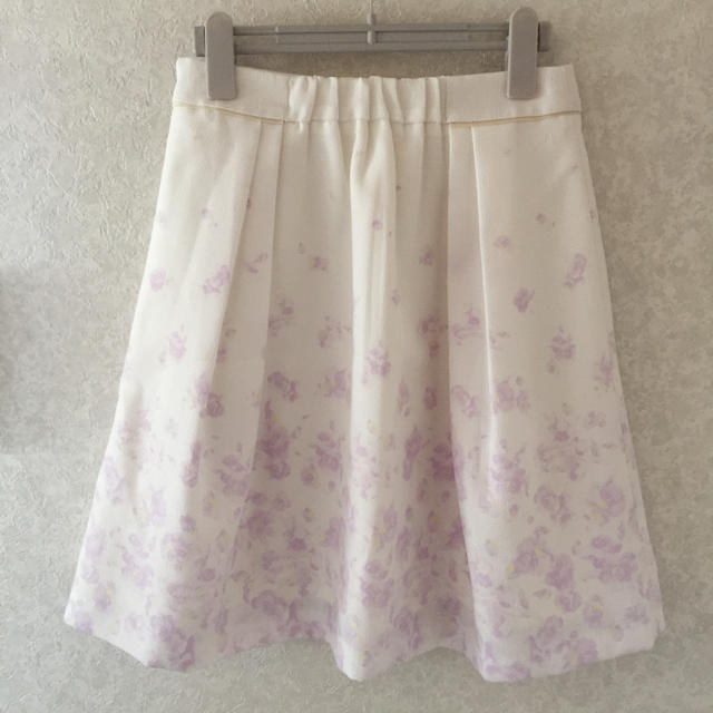 PATTERN fiona(パターンフィオナ)のパターンフィオナ ♡ 美品 花柄スカート レディースのスカート(ひざ丈スカート)の商品写真