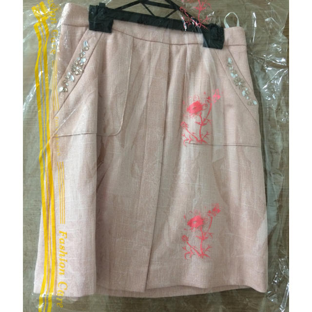PROPORTION BODY DRESSING(プロポーションボディドレッシング)のクリーニング済み レディースのスカート(ひざ丈スカート)の商品写真