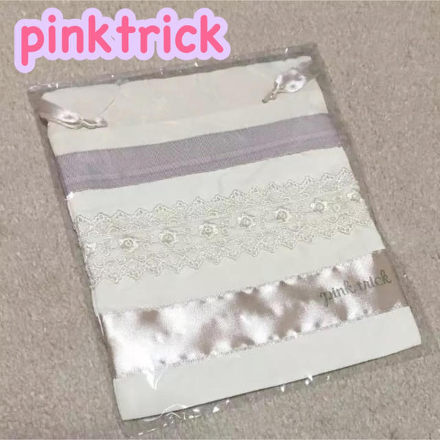 pink trick(ピンクトリック)の【新品 未使用】ピンクトリック レース&パール 巾着♡ レディースのファッション小物(ポーチ)の商品写真