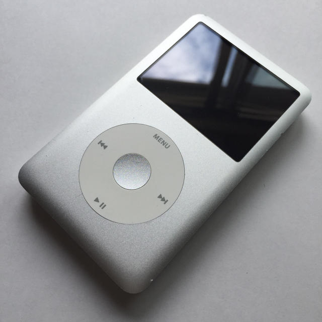 iPod classic 160 GB シルバー iPod classic 160 GB シルバー